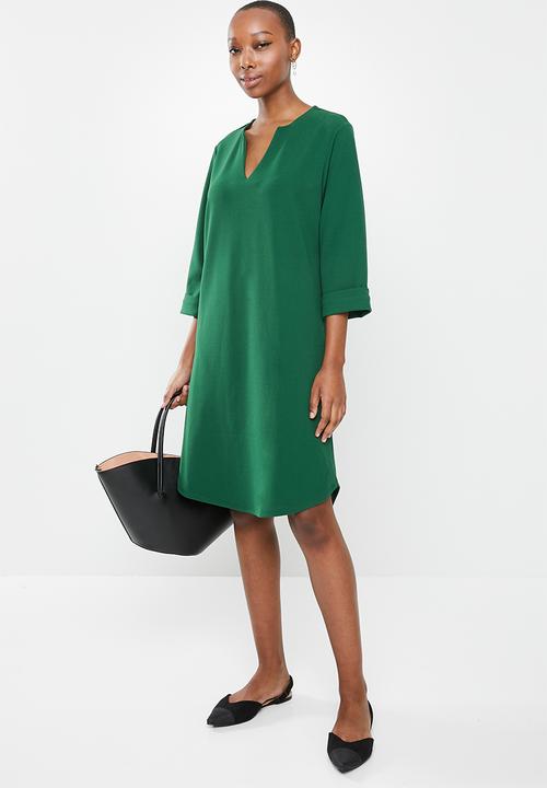 edit - 3/4 sleeve notch neck high low tunic - emerald