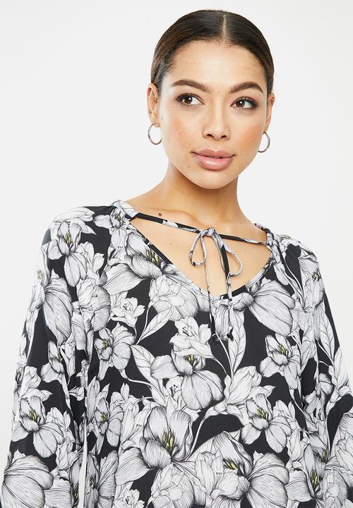 edit - Wide hem gyspy maxi dress - black & white 