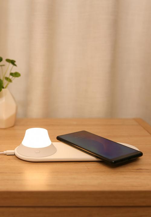 Yeelight - 15w Wireless Charging Nightlight - Removable Portable Magnet Light