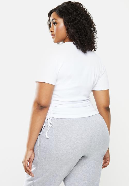 Blake - Ruched cropped tee - white