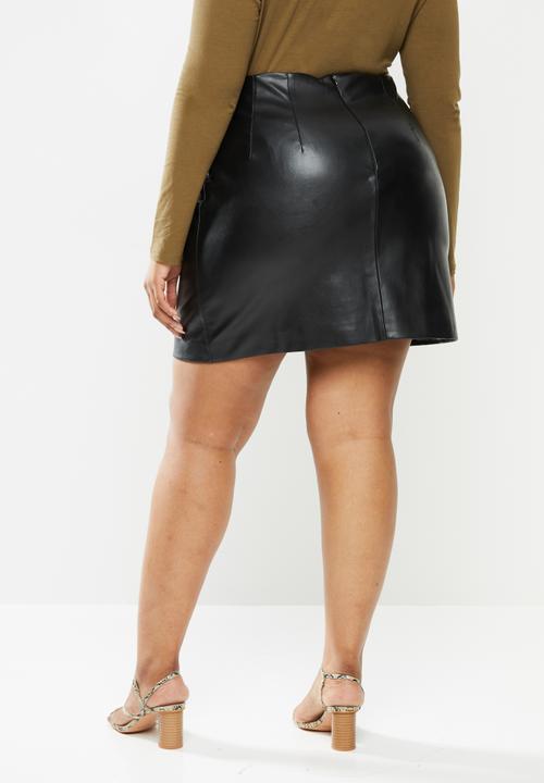 Glamorous - Plus size pu mini skirt - black