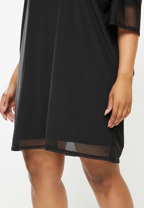 Missguided - Plus size mesh overlay T-shirt dress - black
