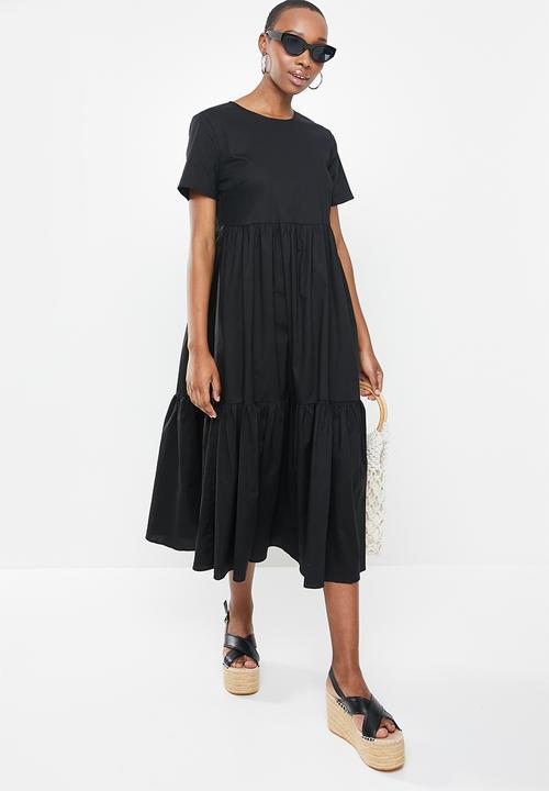 Glamorous - Short sleeve tiered midi dress - black
