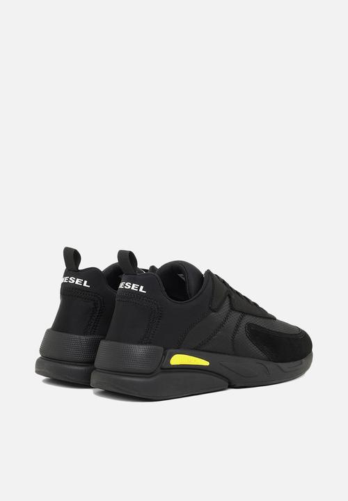 Diesel  - S-serendipity low cut sneakers - black / cyber yellow