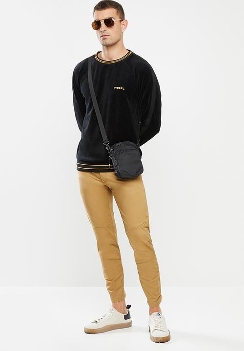 Diesel  - Umlt-max sweat-shirt - black