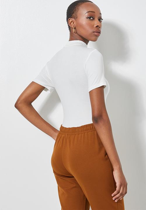 Superbalist - Turtleneck cutout bodysuit - milk