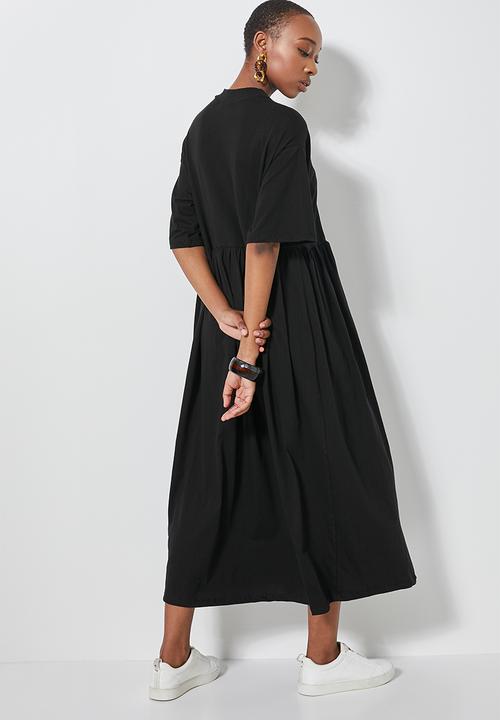 Superbalist - Babydoll T-shirt dress - black
