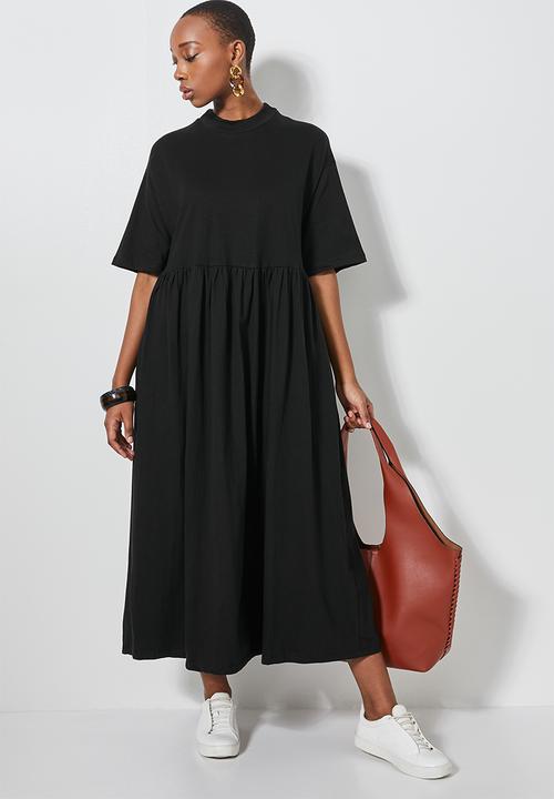 Superbalist - Babydoll T-shirt dress - black