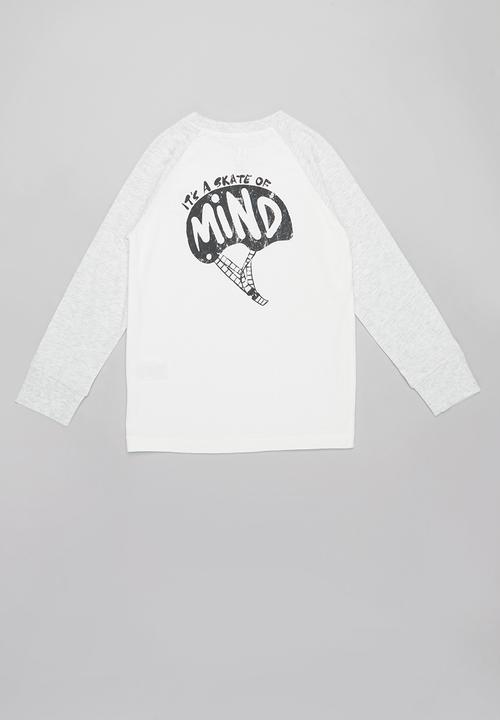 Cotton On - Tom long sleeve raglan tee - grey