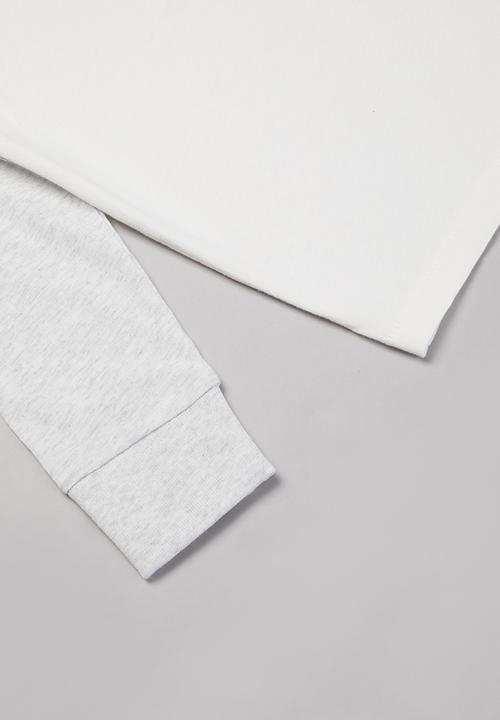 Cotton On - Tom long sleeve raglan tee - grey