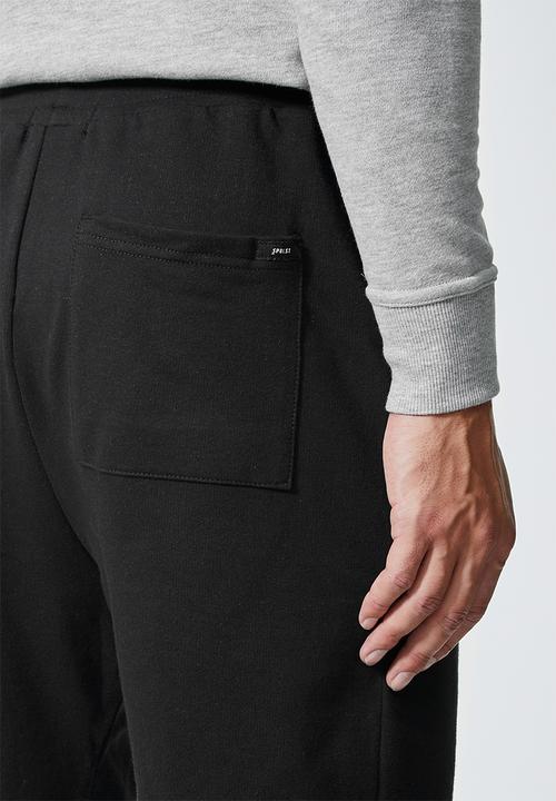 Superbalist - Sunday sweatshorts - black