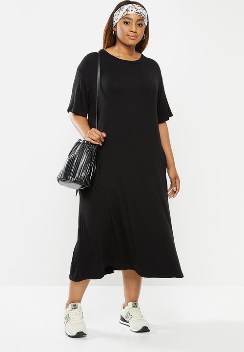 edit Plus - Short sleeve pocket swing dress - black