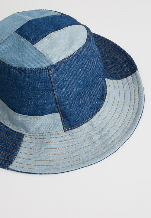 Superbalist - Patchwork denim bucket hat - blue