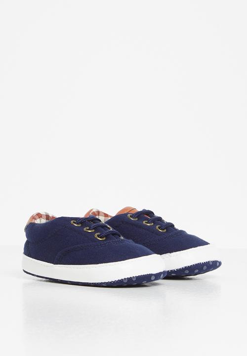 Pop Candy - Boys check detail sneaker - navy