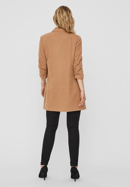 Vero Moda - Rica 7/8 long blazer - tan
