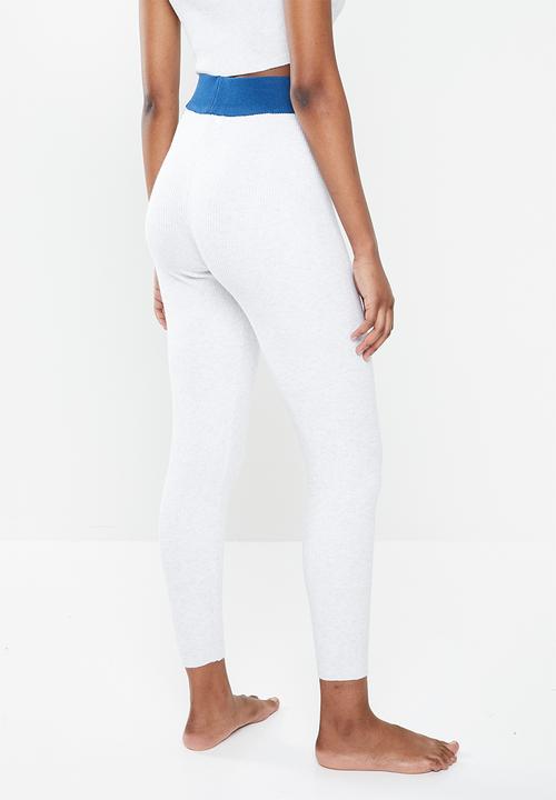 Missguided - Missguided contrast seam detail co ord - light grey & blue 