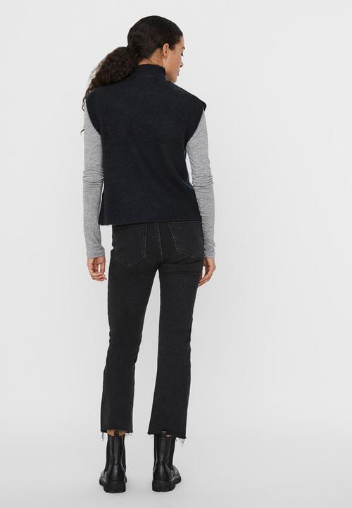 Vero Moda - Lefile sleeveless highneck vest boo - black