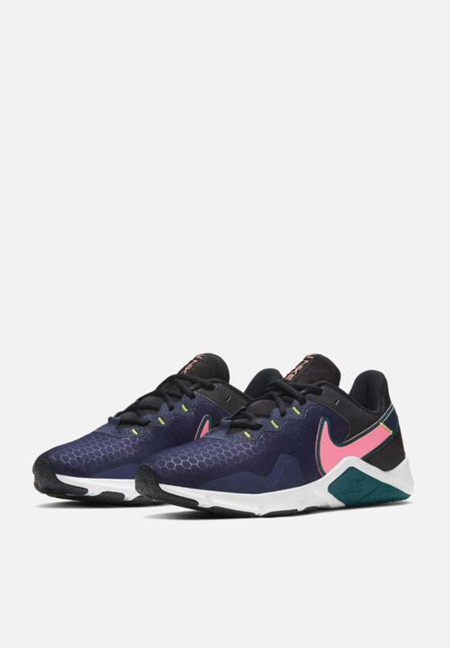 Nike - Nike Legend Essential 2 