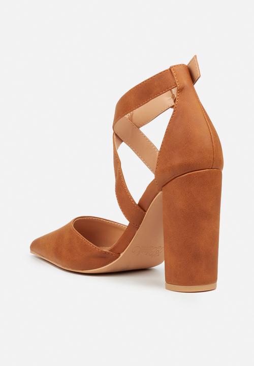Miss Black - Criss heel - tan