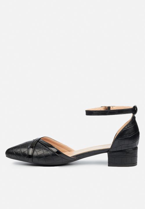 Butterfly Feet - Axis ankle strap heel - black