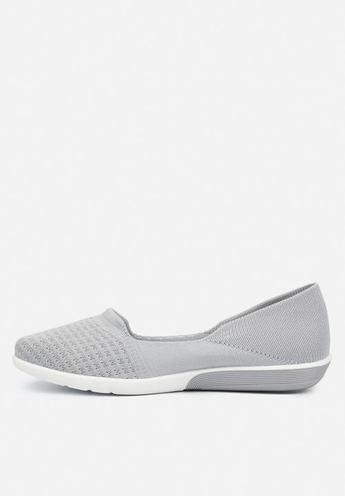 Butterfly Feet - Lindy slip on - grey