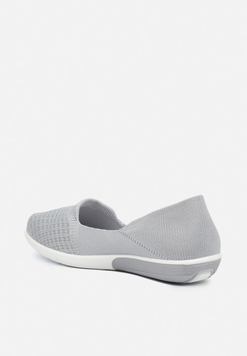 Butterfly Feet - Lindy slip on - grey