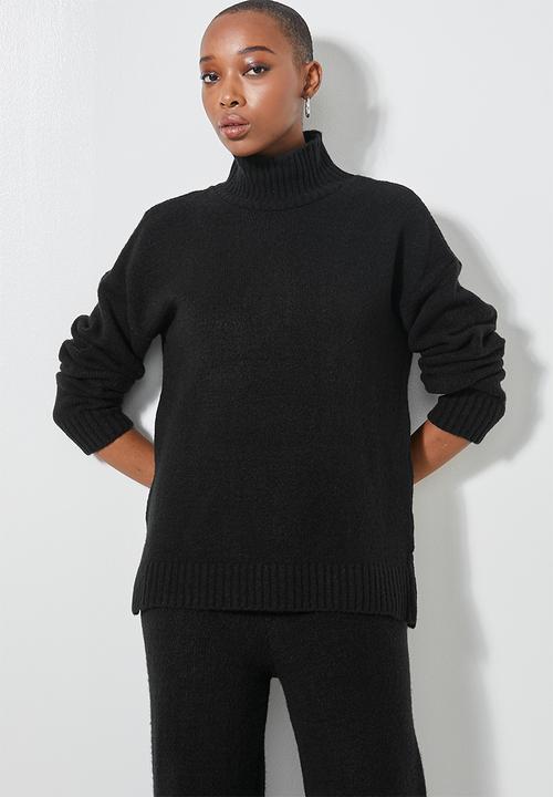Superbalist - Soft touch funnel neck - black