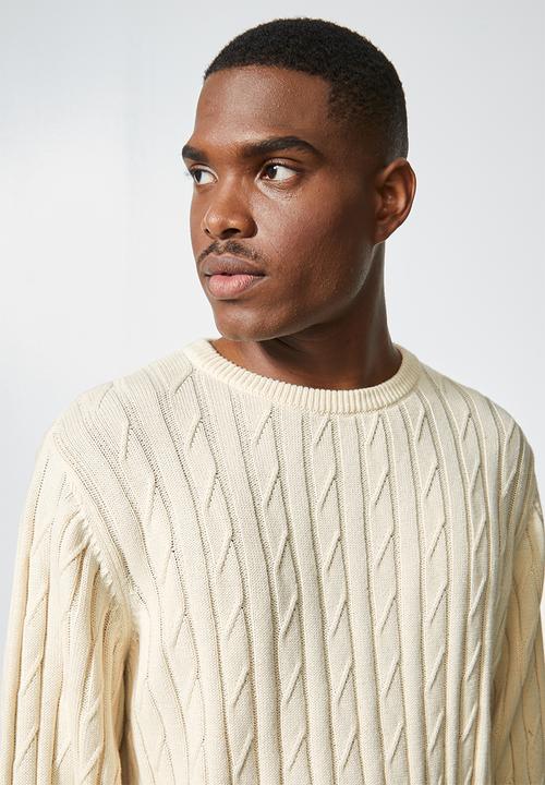 Superbalist - Regular fit cable knit jersey - neutral