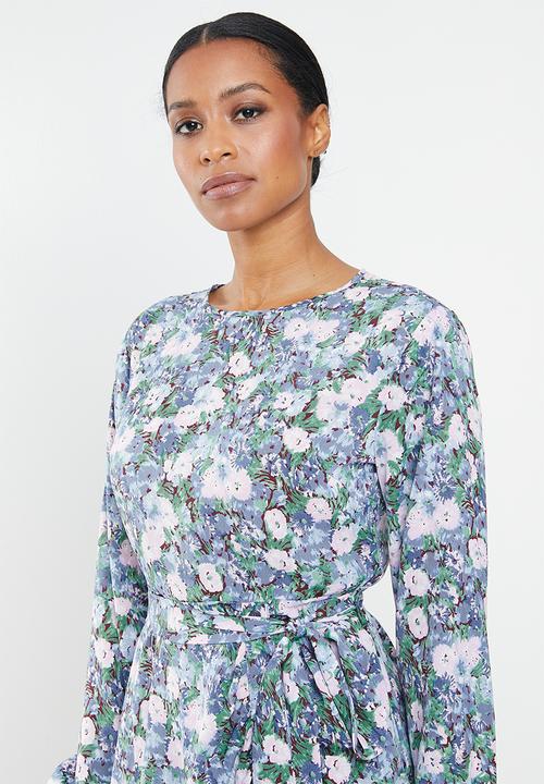 Missguided - Petite ruched side button tea dress floral - blue