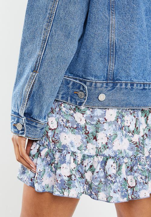 Missguided - Petite oversized denim jacket - blue