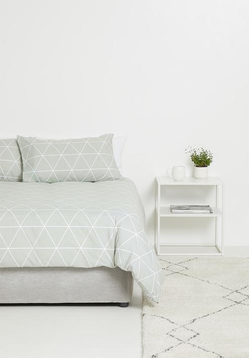 Sixth Floor - Ella printed polycotton duvet cover set - sage green