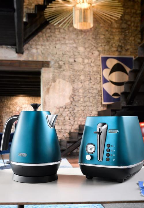 DeLonghi - Distinta Flair 2 Slice Toaster - Prestige Blue