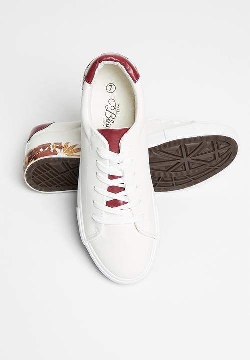 Miss Black - Baker 12 sneaker - white