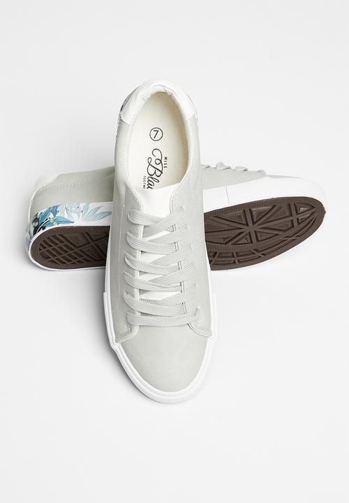 Miss Black - Baker 12 sneaker - grey