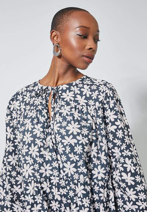Superbalist - Volume tiered dress - navy & white 