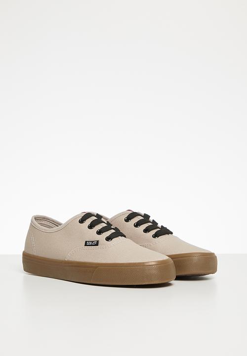 SOVIET - K barca - putty/gum
