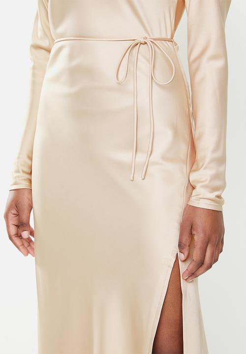 Glamorous - Drape back dress - champagne