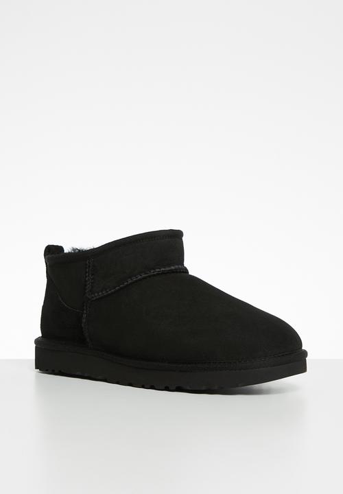 UGG® - Classic ultra mini - black