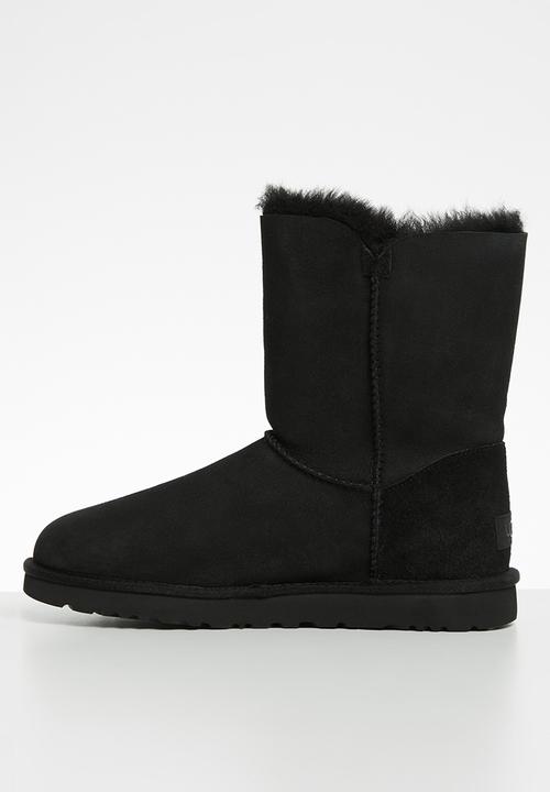 UGG® - Bailey button ii - black