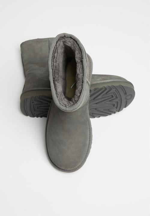 UGG® - Classic short ii - grey