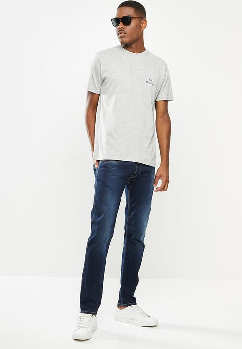 Ben Sherman - Round neck flag logo tee - grey