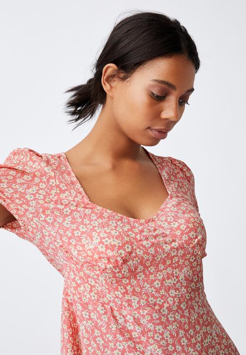 Cotton On - Woven essential tie back mini tea dress - sophie ditsy strawberry sorbet mini