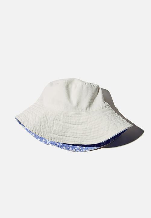 Rubi - Elly reversible wide brim bucket hat - blue lena floral