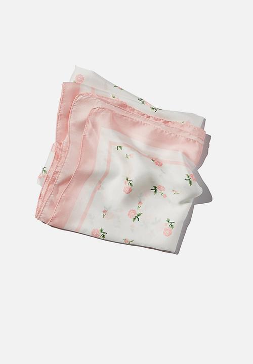 Rubi - Versatile scarf - white