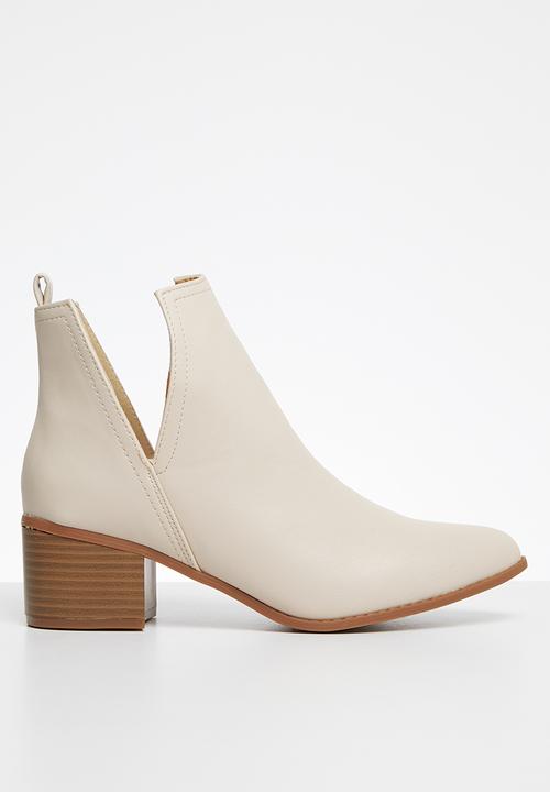 Superbalist - Leah chelsea boot - neutral