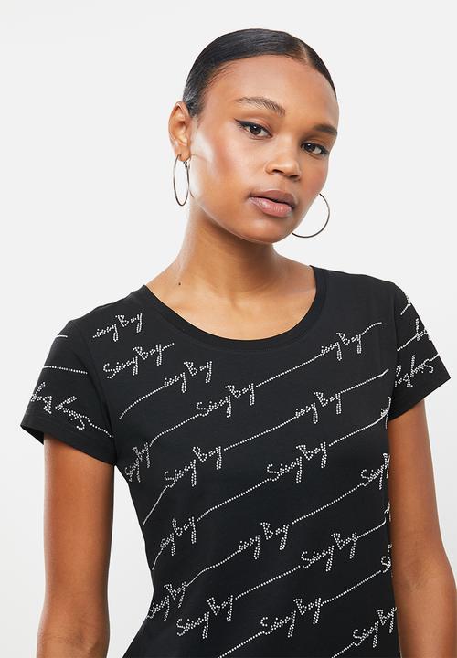 SISSY BOY - Blacked out basic top with diagonal all over bling transfer - black