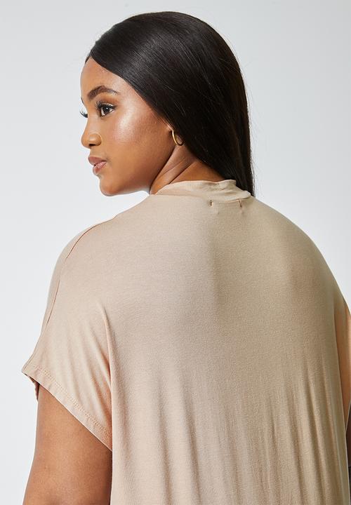 Superbalist - Grown on neck tee - stone