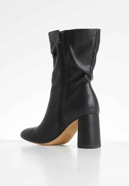 Public Desire - Marshmallow boot - black