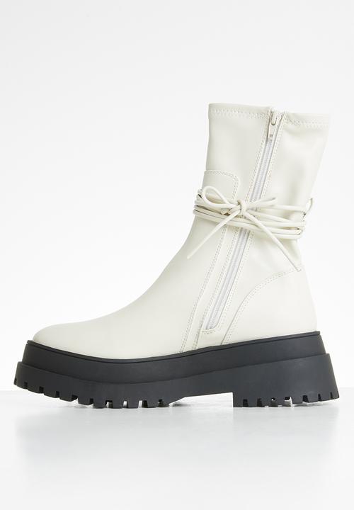 Public Desire - Finale chunky sole ankle wrap boot - bone