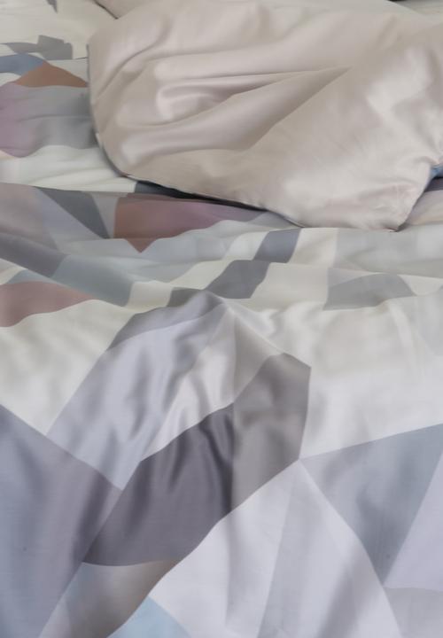 Linen House - Zirconia Multi Duvet Set